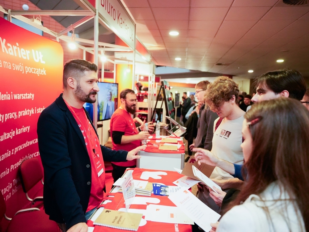 a stand of the University of Lodz Career Office during the job fair