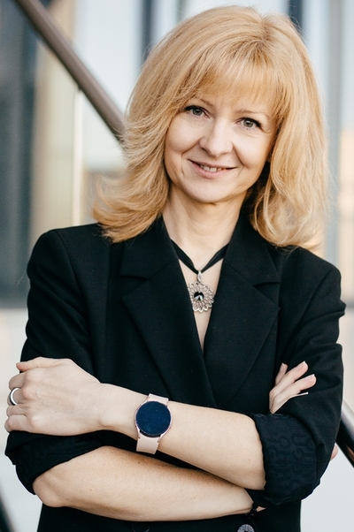 Dr Dominika Kaczorowska-Spychalska, Associate Professor at the University of Lodz