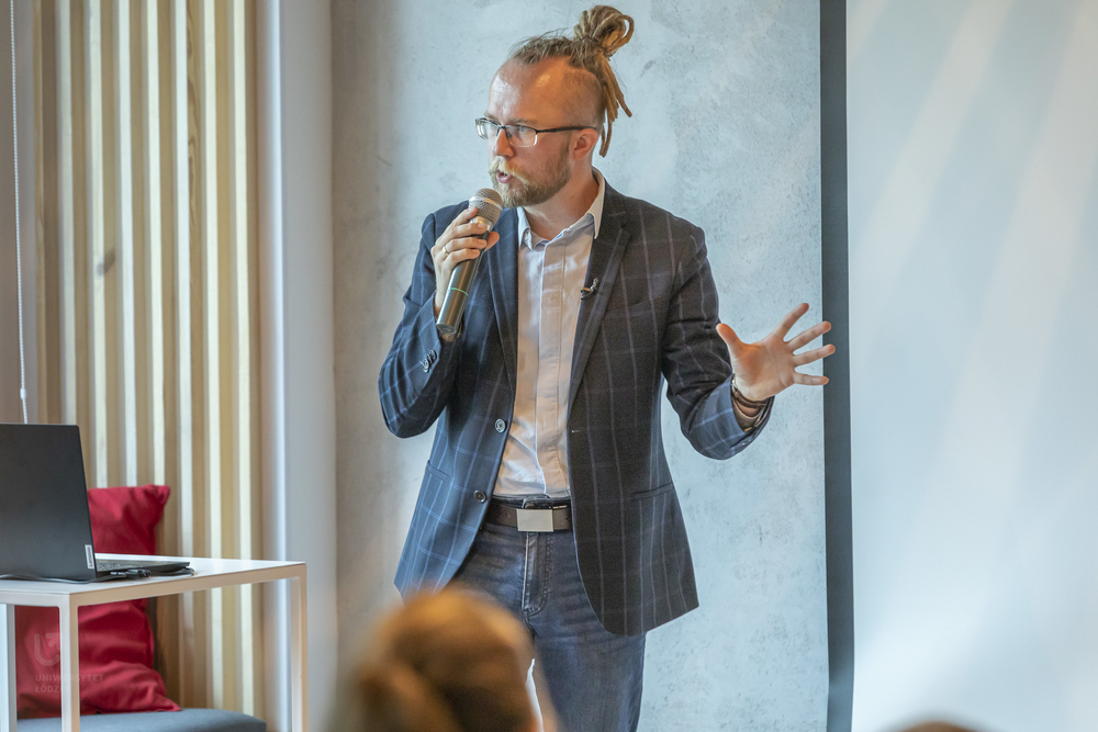 Dr Lukasz Lamża during his lecture