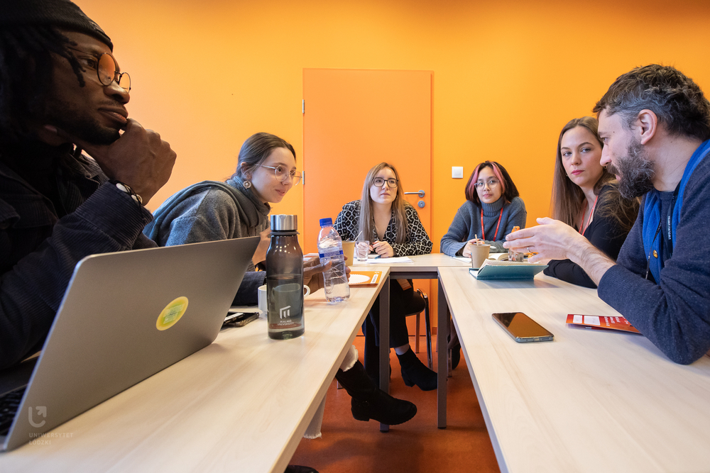 Students during the UNIC panel