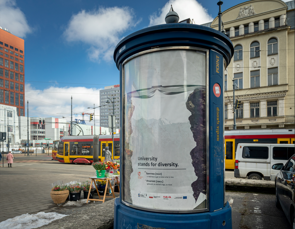 advertising pillar