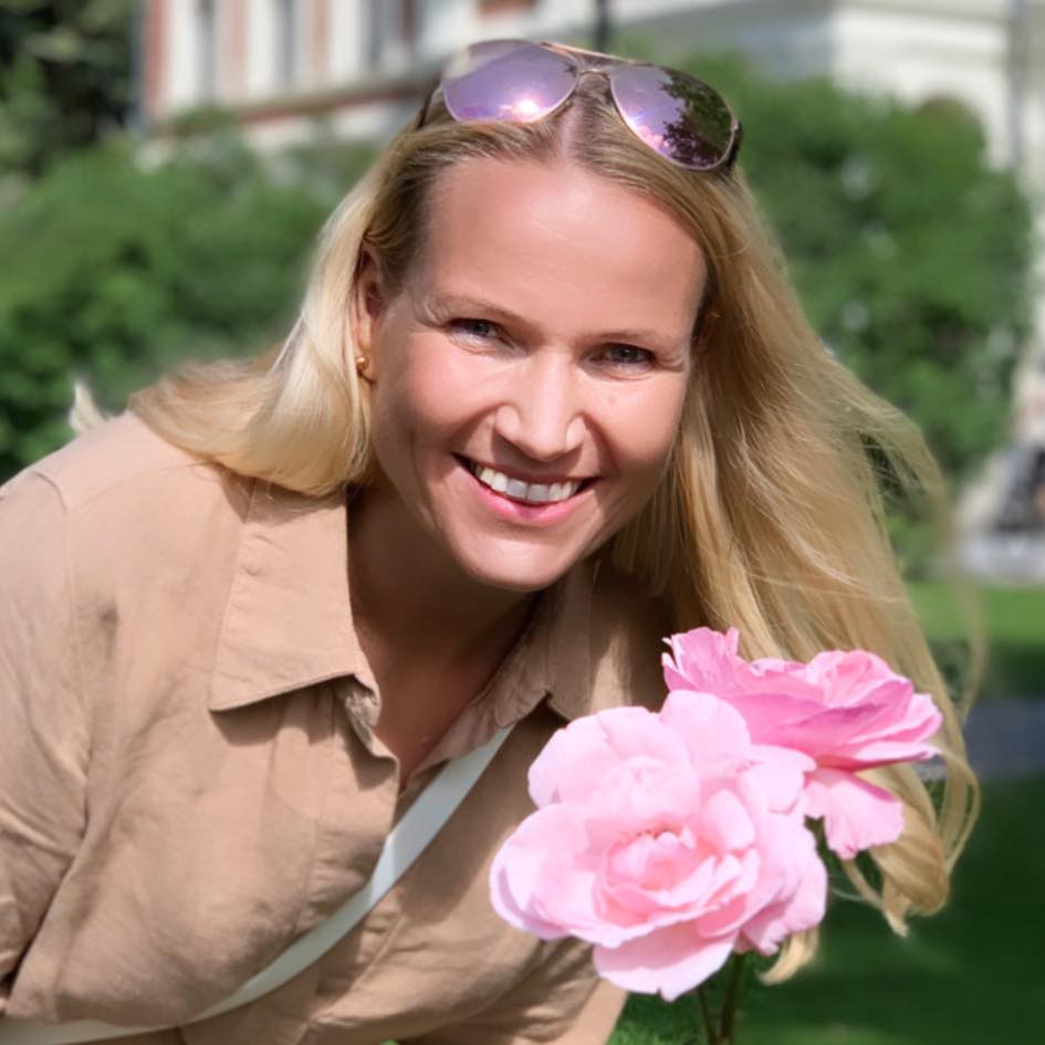 A portrait photo of smiling Prof. Marjaana Kangas